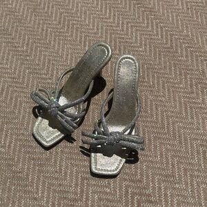 Loeffler Randall Margi Cappuccino
Bow Heel